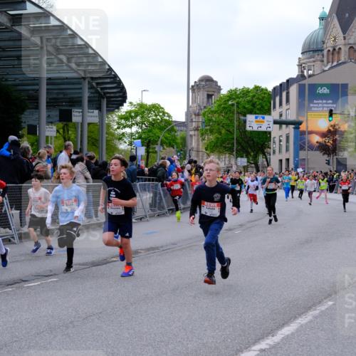 25.04.2026 - Das Zehntel Tim E. http://msf.ph/oto/9567929 25.04.2026 08:51:40 Ziel 1022, 1034, 1140, 1149, 1222, 1308, 1634, 1847, 2021, 2036, 2241, 2261, 2262, 2299, 2451, 2453, 2599, 2601, 2605, 2618, 2623, 2643, 2648, 2684, 2925, 3110, 3220, 3251, 3345, 4045 meine-sportfotos.de