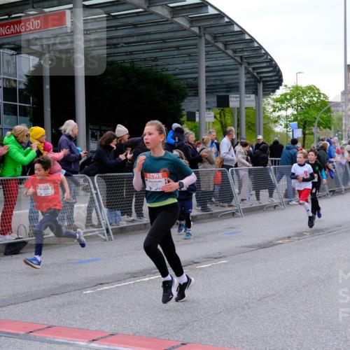 25.04.2026 - Das Zehntel Tim E. http://msf.ph/oto/9567948 25.04.2026 08:51:44 Ziel 1030, 1149, 1222, 1308, 1628, 1631, 1633, 1710, 2021, 2036, 2241, 2261, 2262, 2299, 2451, 2453, 2601, 2605, 2618, 2623, 2643, 2648, 2684, 2890, 3078, 3134, 3249, 3830, 4045 meine-sportfotos.de
