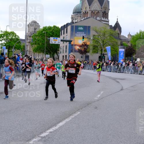 25.04.2026 - Das Zehntel Tim E. http://msf.ph/oto/9567950 25.04.2026 08:51:45 Ziel 1030, 1149, 1222, 1308, 1326, 1628, 1631, 1633, 1710, 2021, 2036, 2241, 2261, 2451, 2453, 2601, 2605, 2618, 2623, 2643, 2648, 2684, 2746, 2890, 3078, 3134, 3249, 3830, 4048 meine-sportfotos.de