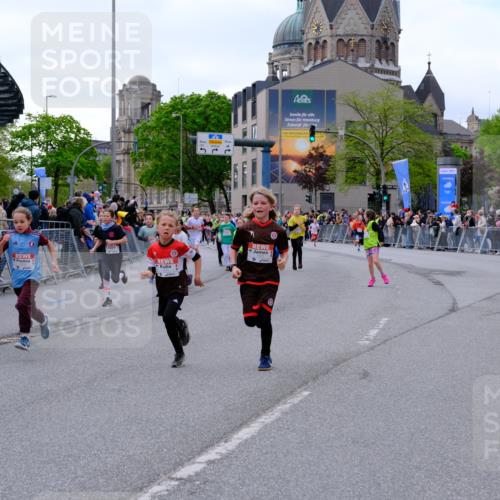 25.04.2026 - Das Zehntel Tim E. http://msf.ph/oto/9567952 25.04.2026 08:51:45 Ziel 1030, 1149, 1222, 1308, 1326, 1628, 1631, 1633, 1710, 2021, 2036, 2241, 2261, 2451, 2453, 2601, 2605, 2618, 2623, 2643, 2648, 2684, 2746, 2890, 3078, 3134, 3249, 3830, 4048 meine-sportfotos.de