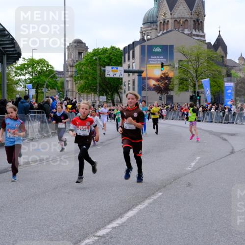 25.04.2026 - Das Zehntel Tim E. http://msf.ph/oto/9567953 25.04.2026 08:51:45 Ziel 1030, 1149, 1222, 1308, 1326, 1628, 1631, 1633, 1710, 2021, 2036, 2241, 2261, 2451, 2453, 2601, 2605, 2618, 2623, 2643, 2648, 2684, 2746, 2890, 3078, 3134, 3249, 3830, 4048 meine-sportfotos.de