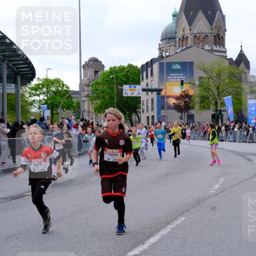 25.04.2026 - Das Zehntel Tim E. http://msf.ph/oto/9567958 25.04.2026 08:51:45 Ziel 1030, 1149, 1222, 1308, 1326, 1628, 1631, 1633, 1710, 2021, 2036, 2241, 2261, 2451, 2453, 2601, 2605, 2618, 2623, 2643, 2648, 2684, 2746, 2890, 3078, 3134, 3249, 3830, 4048 meine-sportfotos.de