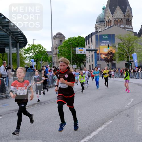 25.04.2026 - Das Zehntel Tim E. http://msf.ph/oto/9567959 25.04.2026 08:51:45 Ziel 1030, 1149, 1222, 1308, 1326, 1628, 1631, 1633, 1710, 2021, 2036, 2241, 2261, 2451, 2453, 2601, 2605, 2618, 2623, 2643, 2648, 2684, 2746, 2890, 3078, 3134, 3249, 3830, 4048 meine-sportfotos.de