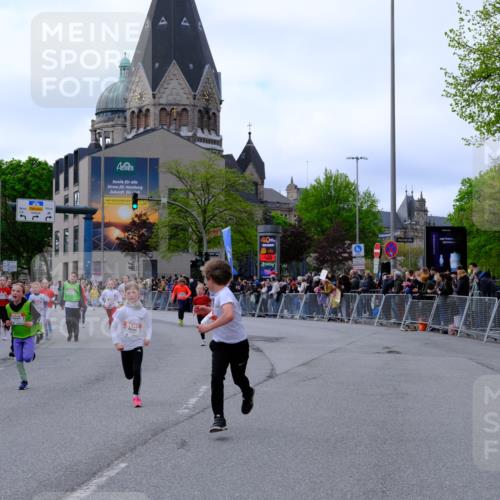 25.04.2026 - Das Zehntel Tim E. http://msf.ph/oto/9568030 25.04.2026 08:51:59 Ziel 1139, 1273, 1367, 1589, 1730, 1769, 1789, 1798, 1943, 1981, 2300, 2673, 2680, 2797, 2870, 2871, 2873, 2877, 2884, 2886, 2901, 2990, 3112, 3164, 3167, 3175, 3214, 3348, 3380, 3512, 3533, 3654, 3691, 3695, 3811, 3969, 4037, 4047 meine-sportfotos.de