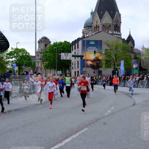 25.04.2026 - Das Zehntel Tim E. http://msf.ph/oto/9568039 25.04.2026 08:52:02 Ziel 1139, 1147, 1367, 1589, 1730, 1761, 1769, 1789, 1798, 1848, 1943, 1981, 2300, 2307, 2325, 2659, 2660, 2870, 2871, 2873, 2877, 2884, 2901, 2990, 3112, 3164, 3167, 3175, 3214, 3348, 3356, 3380, 3512, 3533, 3575, 3691, 3695, 3811, 4037 meine-sportfotos.de