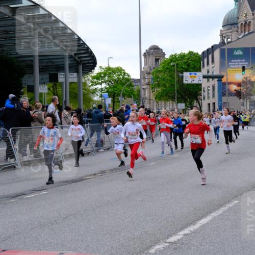25.04.2026 - Das Zehntel Tim E. http://msf.ph/oto/9568041 25.04.2026 08:52:02 Ziel 1139, 1147, 1367, 1589, 1730, 1761, 1769, 1789, 1798, 1848, 1943, 1981, 2300, 2307, 2325, 2659, 2660, 2870, 2871, 2873, 2877, 2884, 2901, 2990, 3112, 3164, 3167, 3175, 3214, 3348, 3356, 3380, 3512, 3533, 3575, 3691, 3695, 3811, 4037 meine-sportfotos.de