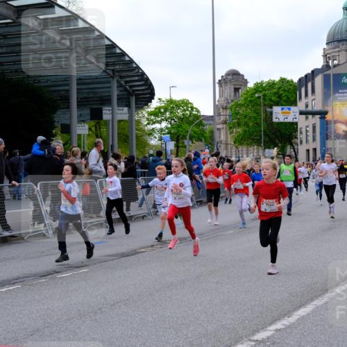 25.04.2026 - Das Zehntel Tim E. http://msf.ph/oto/9568043 25.04.2026 08:52:03 Ziel 1139, 1147, 1367, 1368, 1460, 1589, 1730, 1761, 1769, 1789, 1798, 1848, 1943, 1981, 2307, 2325, 2659, 2660, 2870, 2871, 2877, 2884, 2901, 2990, 3112, 3164, 3167, 3175, 3214, 3348, 3356, 3380, 3512, 3533, 3575, 3691, 3695, 3789, 3808, 3811, 4037 meine-sportfotos.de