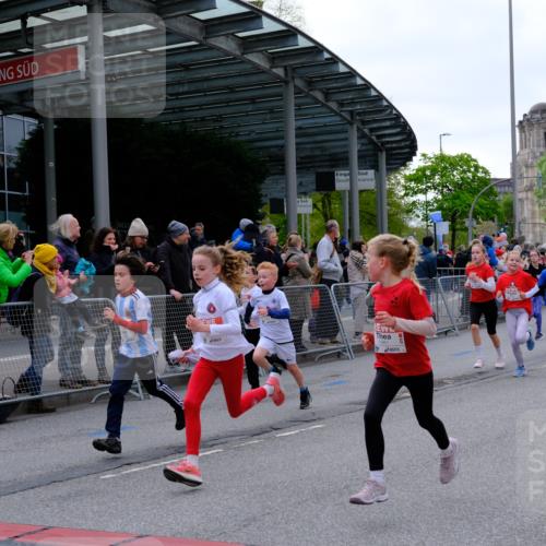 25.04.2026 - Das Zehntel Tim E. http://msf.ph/oto/9568050 25.04.2026 08:52:03 Ziel 1139, 1147, 1367, 1368, 1460, 1589, 1730, 1761, 1769, 1789, 1798, 1848, 1943, 1981, 2307, 2325, 2659, 2660, 2870, 2871, 2877, 2884, 2901, 2990, 3112, 3164, 3167, 3175, 3214, 3348, 3356, 3380, 3512, 3533, 3575, 3691, 3695, 3789, 3808, 3811, 4037 meine-sportfotos.de