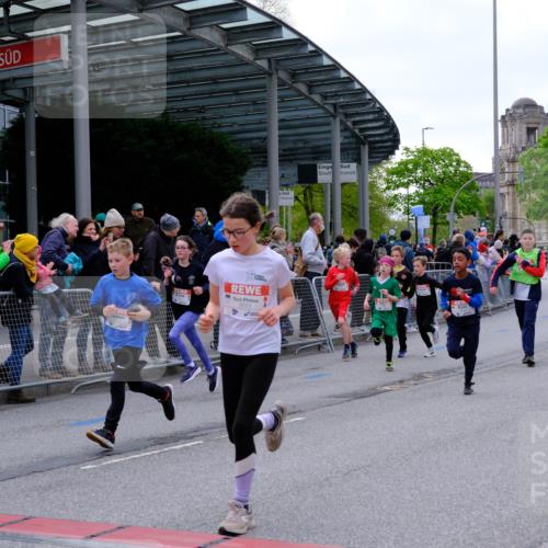 25.04.2026 - Das Zehntel Tim E. http://msf.ph/oto/9568067 25.04.2026 08:52:06 Ziel 1139, 1147, 1367, 1368, 1460, 1466, 1473, 1589, 1610, 1761, 1789, 1798, 1848, 1943, 1981, 2013, 2307, 2325, 2659, 2660, 2785, 2871, 2901, 2990, 3164, 3214, 3348, 3356, 3380, 3481, 3512, 3533, 3561, 3575, 3789, 3808, 3811, 4037 meine-sportfotos.de