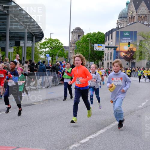 25.04.2026 - Das Zehntel Tim E. http://msf.ph/oto/9568068 25.04.2026 08:52:07 Ziel 1139, 1147, 1367, 1368, 1460, 1466, 1473, 1589, 1610, 1681, 1761, 1789, 1798, 1848, 1981, 2013, 2307, 2325, 2659, 2660, 2785, 2871, 2901, 2990, 3164, 3214, 3348, 3356, 3380, 3481, 3512, 3533, 3547, 3561, 3575, 3576, 3789, 3808, 4037 meine-sportfotos.de