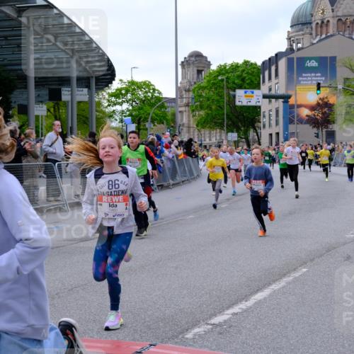 25.04.2026 - Das Zehntel Tim E. http://msf.ph/oto/9568074 25.04.2026 08:52:08 Ziel 1147, 1367, 1368, 1460, 1466, 1473, 1589, 1610, 1681, 1761, 1848, 1981, 2013, 2307, 2325, 2659, 2660, 2785, 2871, 3164, 3214, 3348, 3356, 3380, 3481, 3512, 3547, 3561, 3575, 3576, 3789, 3808 meine-sportfotos.de