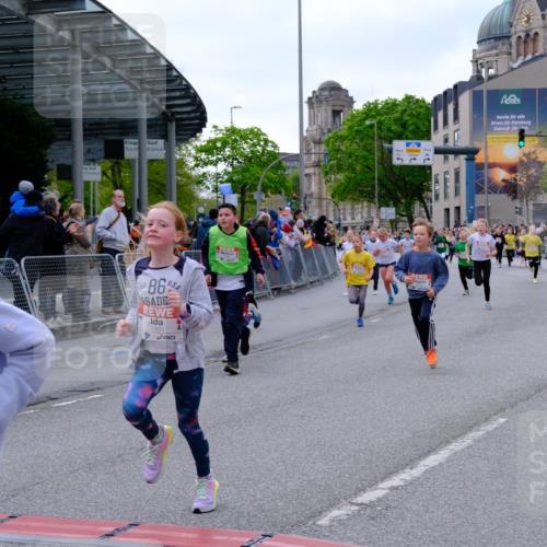 25.04.2026 - Das Zehntel Tim E. http://msf.ph/oto/9568075 25.04.2026 08:52:08 Ziel 1147, 1367, 1368, 1460, 1466, 1473, 1589, 1610, 1681, 1761, 1848, 1981, 2013, 2307, 2325, 2659, 2660, 2785, 2871, 3164, 3214, 3348, 3356, 3380, 3481, 3512, 3547, 3561, 3575, 3576, 3789, 3808 meine-sportfotos.de