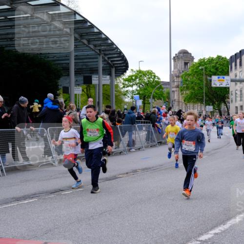 25.04.2026 - Das Zehntel Tim E. http://msf.ph/oto/9568078 25.04.2026 08:52:09 Ziel 1147, 1368, 1460, 1466, 1473, 1610, 1681, 1761, 1848, 1981, 2013, 2307, 2325, 2659, 2660, 2767, 2785, 2871, 3163, 3348, 3356, 3380, 3481, 3525, 3527, 3534, 3547, 3561, 3575, 3576, 3789, 3808 meine-sportfotos.de