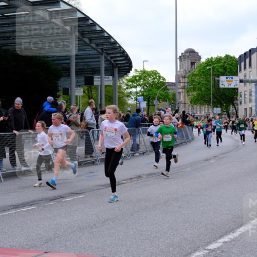 25.04.2026 - Das Zehntel Tim E. http://msf.ph/oto/9568092 25.04.2026 08:52:11 Ziel 1147, 1368, 1460, 1466, 1473, 1610, 1681, 1761, 1848, 1981, 2013, 2307, 2325, 2659, 2660, 2728, 2756, 2767, 2785, 2789, 2871, 2975, 2980, 2984, 3163, 3181, 3186, 3348, 3356, 3380, 3481, 3525, 3527, 3534, 3547, 3561, 3575, 3576, 3789, 3808 meine-sportfotos.de