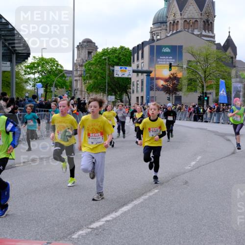 25.04.2026 - Das Zehntel Tim E. http://msf.ph/oto/9568112 25.04.2026 08:52:14 Ziel 1136, 1138, 1368, 1460, 1466, 1473, 1610, 1679, 1681, 1688, 1761, 1848, 2013, 2307, 2325, 2728, 2756, 2767, 2785, 2789, 2826, 2975, 2980, 2984, 3163, 3181, 3186, 3481, 3525, 3527, 3534, 3547, 3561, 3576, 3789, 3808, 3837 meine-sportfotos.de