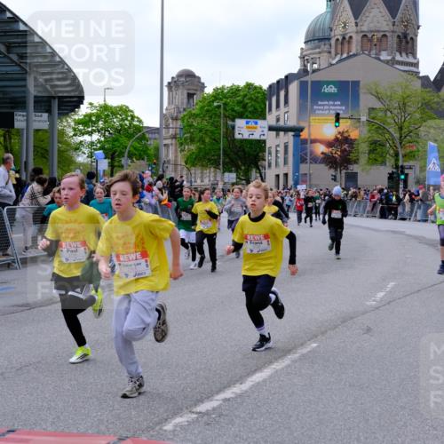 25.04.2026 - Das Zehntel Tim E. http://msf.ph/oto/9568115 25.04.2026 08:52:14 Ziel 1136, 1138, 1368, 1460, 1466, 1473, 1610, 1679, 1681, 1688, 1761, 1848, 2013, 2307, 2325, 2728, 2756, 2767, 2785, 2789, 2826, 2975, 2980, 2984, 3163, 3181, 3186, 3481, 3525, 3527, 3534, 3547, 3561, 3576, 3789, 3808, 3837 meine-sportfotos.de