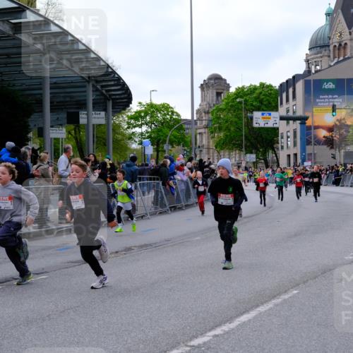 25.04.2026 - Das Zehntel Tim E. http://msf.ph/oto/9568122 25.04.2026 08:52:17 Ziel 1136, 1138, 1466, 1610, 1679, 1681, 1688, 2013, 2728, 2756, 2767, 2785, 2789, 2826, 2899, 2975, 2980, 2984, 3136, 3163, 3181, 3186, 3481, 3525, 3527, 3534, 3547, 3561, 3576, 3674, 3837 meine-sportfotos.de