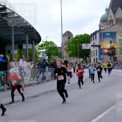 25.04.2026 - Das Zehntel Tim E. http://msf.ph/oto/9568132 25.04.2026 08:52:23 Ziel 1136, 1138, 1171, 1209, 1274, 1398, 1679, 1688, 1718, 1962, 2061, 2492, 2789, 2826, 2899, 2975, 2984, 3010, 3136, 3181, 3186, 3341, 3674, 3837, 4069 meine-sportfotos.de