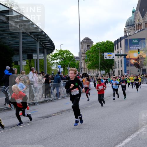 25.04.2026 - Das Zehntel Tim E. http://msf.ph/oto/9568133 25.04.2026 08:52:23 Ziel 1136, 1138, 1171, 1209, 1274, 1398, 1679, 1688, 1718, 1962, 2061, 2492, 2789, 2826, 2899, 2975, 2984, 3010, 3136, 3181, 3186, 3341, 3674, 3837, 4069 meine-sportfotos.de