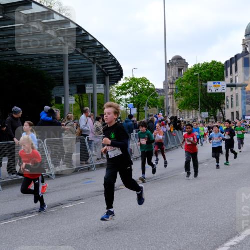 25.04.2026 - Das Zehntel Tim E. http://msf.ph/oto/9568137 25.04.2026 08:52:23 Ziel 1136, 1138, 1171, 1209, 1274, 1398, 1679, 1688, 1718, 1962, 2061, 2492, 2789, 2826, 2899, 2975, 2984, 3010, 3136, 3181, 3186, 3341, 3674, 3837, 4069 meine-sportfotos.de