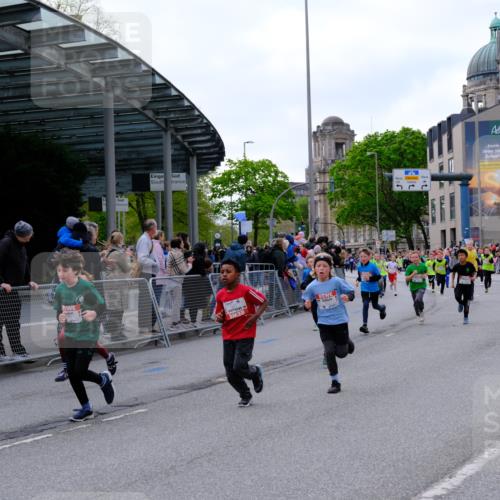 25.04.2026 - Das Zehntel Tim E. http://msf.ph/oto/9568144 25.04.2026 08:52:25 Ziel 1171, 1209, 1274, 1275, 1398, 1679, 1684, 1687, 1688, 1718, 1962, 2061, 2492, 2774, 2786, 2899, 3010, 3136, 3341, 3674, 4069 meine-sportfotos.de