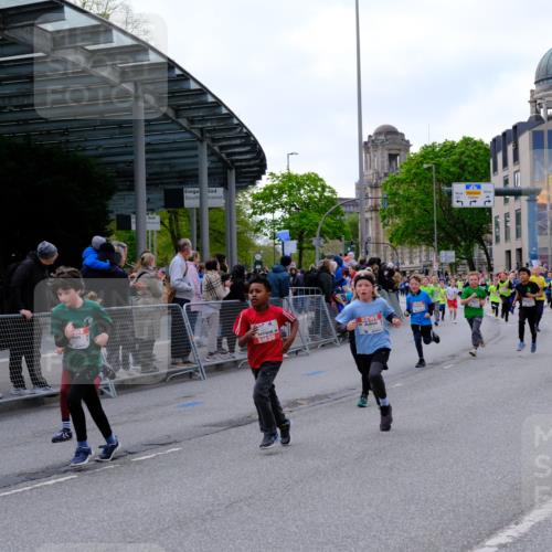 25.04.2026 - Das Zehntel Tim E. http://msf.ph/oto/9568145 25.04.2026 08:52:25 Ziel 1171, 1209, 1274, 1275, 1398, 1679, 1684, 1687, 1688, 1718, 1962, 2061, 2492, 2774, 2786, 2899, 3010, 3136, 3341, 3674, 4069 meine-sportfotos.de