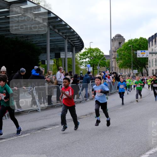 25.04.2026 - Das Zehntel Tim E. http://msf.ph/oto/9568148 25.04.2026 08:52:25 Ziel 1171, 1209, 1274, 1275, 1398, 1679, 1684, 1687, 1688, 1718, 1962, 2061, 2492, 2774, 2786, 2899, 3010, 3136, 3341, 3674, 4069 meine-sportfotos.de