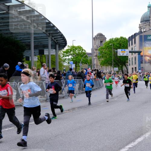 25.04.2026 - Das Zehntel Tim E. http://msf.ph/oto/9568151 25.04.2026 08:52:26 Ziel 1171, 1209, 1274, 1275, 1398, 1679, 1684, 1687, 1718, 1962, 2061, 2492, 2774, 2786, 2899, 3010, 3136, 3341, 3674, 4069 meine-sportfotos.de