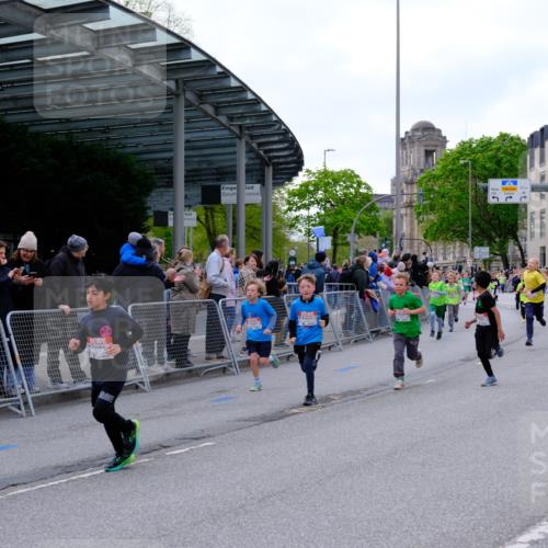 25.04.2026 - Das Zehntel Tim E. http://msf.ph/oto/9568157 25.04.2026 08:52:26 Ziel 1171, 1209, 1274, 1275, 1398, 1679, 1684, 1687, 1718, 1962, 2061, 2492, 2774, 2786, 2899, 3010, 3136, 3341, 3674, 4069 meine-sportfotos.de