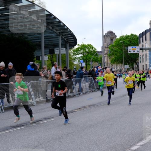 25.04.2026 - Das Zehntel Tim E. http://msf.ph/oto/9568167 25.04.2026 08:52:28 Ziel 1040, 1042, 1108, 1171, 1209, 1267, 1274, 1275, 1319, 1398, 1410, 1684, 1687, 1718, 1962, 2050, 2061, 2065, 2492, 2774, 2786, 2880, 2899, 3010, 3180, 3198, 3210, 3341, 3605, 3674, 3708, 4069 meine-sportfotos.de