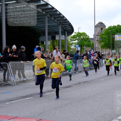 25.04.2026 - Das Zehntel Tim E. http://msf.ph/oto/9568173 25.04.2026 08:52:29 Ziel 1040, 1042, 1108, 1171, 1209, 1267, 1274, 1275, 1319, 1398, 1410, 1684, 1687, 1718, 1962, 2029, 2050, 2061, 2065, 2492, 2774, 2786, 2880, 3010, 3180, 3198, 3210, 3341, 3605, 3674, 3708, 4069 meine-sportfotos.de
