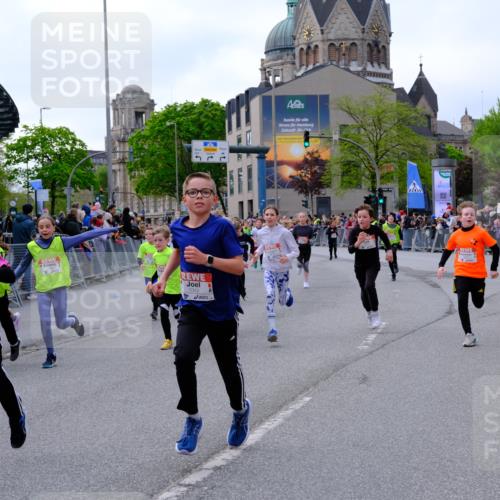 25.04.2026 - Das Zehntel Tim E. http://msf.ph/oto/9568181 25.04.2026 08:52:32 Ziel 1040, 1042, 1108, 1171, 1209, 1267, 1274, 1275, 1319, 1398, 1410, 1632, 1684, 1687, 1836, 1846, 2029, 2050, 2061, 2065, 2155, 2327, 2644, 2774, 2786, 2880, 3010, 3180, 3198, 3210, 3219, 3405, 3605, 3708, 3711, 4069 meine-sportfotos.de