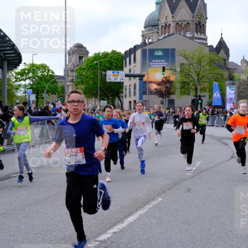 25.04.2026 - Das Zehntel Tim E. http://msf.ph/oto/9568183 25.04.2026 08:52:32 Ziel 1040, 1042, 1108, 1171, 1209, 1267, 1274, 1275, 1319, 1398, 1410, 1632, 1684, 1687, 1836, 1846, 2029, 2050, 2061, 2065, 2155, 2327, 2644, 2774, 2786, 2880, 3010, 3180, 3198, 3210, 3219, 3405, 3605, 3708, 3711, 4069 meine-sportfotos.de