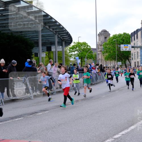 25.04.2026 - Das Zehntel Tim E. http://msf.ph/oto/9568198 25.04.2026 08:52:37 Ziel 1021, 1040, 1042, 1108, 1122, 1135, 1267, 1319, 1410, 1632, 1836, 1846, 2029, 2050, 2065, 2155, 2327, 2343, 2395, 2409, 2470, 2644, 2774, 2786, 2876, 2880, 2987, 3025, 3037, 3180, 3198, 3210, 3219, 3301, 3405, 3605, 3708, 3711, 4049 meine-sportfotos.de