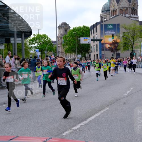 25.04.2026 - Das Zehntel Tim E. http://msf.ph/oto/9568207 25.04.2026 08:52:39 Ziel 1021, 1040, 1042, 1108, 1122, 1135, 1145, 1148, 1267, 1319, 1410, 1632, 1836, 1846, 2029, 2050, 2065, 2155, 2327, 2343, 2395, 2409, 2450, 2470, 2644, 2876, 2880, 2987, 3025, 3037, 3180, 3198, 3210, 3219, 3301, 3405, 3419, 3424, 3519, 3605, 3708, 3711, 4032, 4049 meine-sportfotos.de