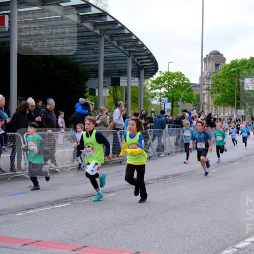 25.04.2026 - Das Zehntel Tim E. http://msf.ph/oto/9568227 25.04.2026 08:52:43 Ziel 1021, 1122, 1135, 1145, 1148, 1387, 1632, 1846, 2163, 2327, 2343, 2395, 2409, 2418, 2450, 2470, 2679, 2794, 2876, 2987, 3025, 3037, 3219, 3301, 3405, 3419, 3424, 3468, 3519, 3624, 3625, 4032, 4049 meine-sportfotos.de