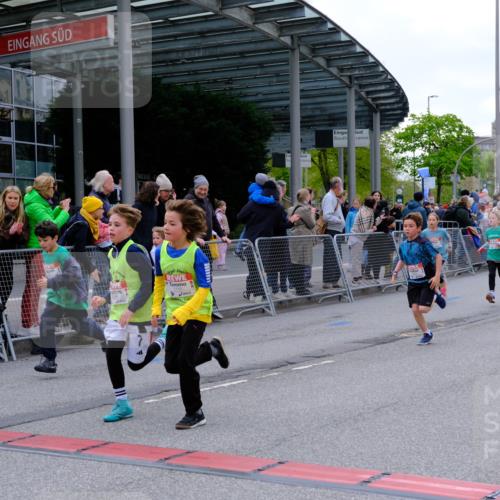 25.04.2026 - Das Zehntel Tim E. http://msf.ph/oto/9568232 25.04.2026 08:52:43 Ziel 1021, 1122, 1135, 1145, 1148, 1387, 1632, 1846, 2163, 2327, 2343, 2395, 2409, 2418, 2450, 2470, 2679, 2794, 2876, 2987, 3025, 3037, 3219, 3301, 3405, 3419, 3424, 3468, 3519, 3624, 3625, 4032, 4049 meine-sportfotos.de