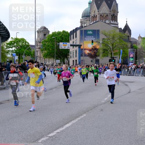 25.04.2026 - Das Zehntel Tim E. http://msf.ph/oto/9568239 25.04.2026 08:52:45 Ziel 1021, 1122, 1135, 1145, 1148, 1387, 1698, 1712, 1738, 2163, 2343, 2395, 2409, 2418, 2450, 2470, 2679, 2794, 2876, 2987, 3025, 3037, 3203, 3301, 3419, 3424, 3468, 3519, 3624, 3625, 3762, 3822, 4032, 4049 meine-sportfotos.de