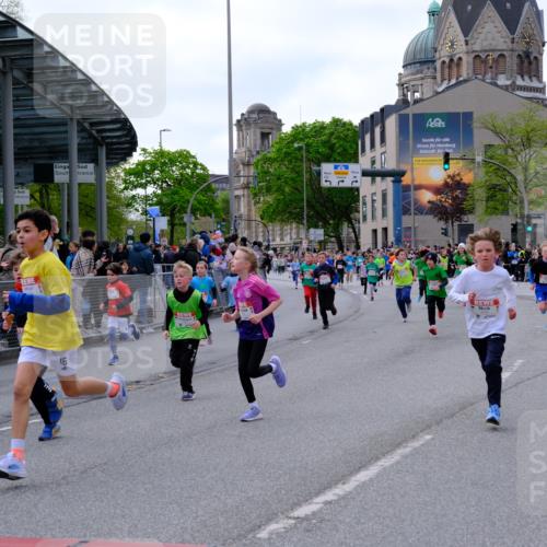 25.04.2026 - Das Zehntel Tim E. http://msf.ph/oto/9568245 25.04.2026 08:52:46 Ziel 1021, 1117, 1122, 1135, 1145, 1148, 1387, 1698, 1712, 1737, 1738, 2163, 2395, 2409, 2418, 2450, 2470, 2525, 2679, 2794, 2987, 3025, 3037, 3203, 3301, 3419, 3424, 3468, 3519, 3624, 3625, 3762, 3822, 4032, 4049 meine-sportfotos.de