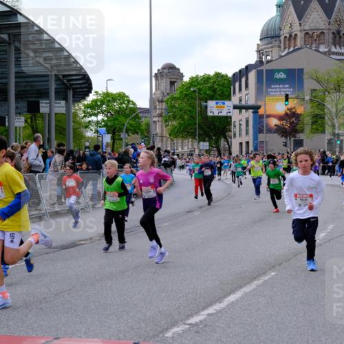 25.04.2026 - Das Zehntel Tim E. http://msf.ph/oto/9568246 25.04.2026 08:52:46 Ziel 1021, 1117, 1122, 1135, 1145, 1148, 1387, 1698, 1712, 1737, 1738, 2163, 2395, 2409, 2418, 2450, 2470, 2525, 2679, 2794, 2987, 3025, 3037, 3203, 3301, 3419, 3424, 3468, 3519, 3624, 3625, 3762, 3822, 4032, 4049 meine-sportfotos.de