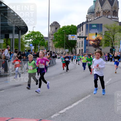 25.04.2026 - Das Zehntel Tim E. http://msf.ph/oto/9568247 25.04.2026 08:52:46 Ziel 1021, 1117, 1122, 1135, 1145, 1148, 1387, 1698, 1712, 1737, 1738, 2163, 2395, 2409, 2418, 2450, 2470, 2525, 2679, 2794, 2987, 3025, 3037, 3203, 3301, 3419, 3424, 3468, 3519, 3624, 3625, 3762, 3822, 4032, 4049 meine-sportfotos.de