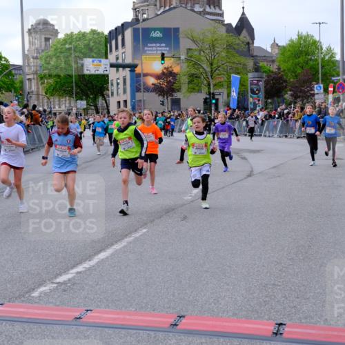 25.04.2026 - Das Zehntel Tim E. http://msf.ph/oto/9568271 25.04.2026 08:52:53 Ziel 1020, 1024, 1028, 1103, 1117, 1133, 1183, 1190, 1387, 1698, 1712, 1737, 1738, 1771, 1947, 2046, 2057, 2163, 2242, 2418, 2434, 2525, 2679, 2794, 3042, 3154, 3159, 3203, 3317, 3373, 3395, 3468, 3617, 3624, 3625, 3762, 3822, 4068 meine-sportfotos.de