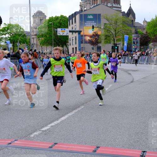 25.04.2026 - Das Zehntel Tim E. http://msf.ph/oto/9568274 25.04.2026 08:52:53 Ziel 1020, 1024, 1028, 1103, 1117, 1133, 1183, 1190, 1387, 1698, 1712, 1737, 1738, 1771, 1947, 2046, 2057, 2163, 2242, 2418, 2434, 2525, 2679, 2794, 3042, 3154, 3159, 3203, 3317, 3373, 3395, 3468, 3617, 3624, 3625, 3762, 3822, 4068 meine-sportfotos.de