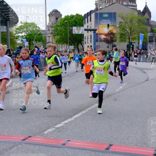 25.04.2026 - Das Zehntel Tim E. http://msf.ph/oto/9568276 25.04.2026 08:52:53 Ziel 1020, 1024, 1028, 1103, 1117, 1133, 1183, 1190, 1387, 1698, 1712, 1737, 1738, 1771, 1947, 2046, 2057, 2163, 2242, 2418, 2434, 2525, 2679, 2794, 3042, 3154, 3159, 3203, 3317, 3373, 3395, 3468, 3617, 3624, 3625, 3762, 3822, 4068 meine-sportfotos.de
