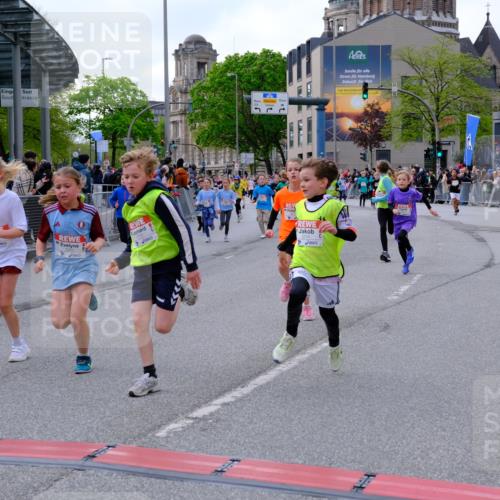 25.04.2026 - Das Zehntel Tim E. http://msf.ph/oto/9568277 25.04.2026 08:52:53 Ziel 1020, 1024, 1028, 1103, 1117, 1133, 1183, 1190, 1387, 1698, 1712, 1737, 1738, 1771, 1947, 2046, 2057, 2163, 2242, 2418, 2434, 2525, 2679, 2794, 3042, 3154, 3159, 3203, 3317, 3373, 3395, 3468, 3617, 3624, 3625, 3762, 3822, 4068 meine-sportfotos.de