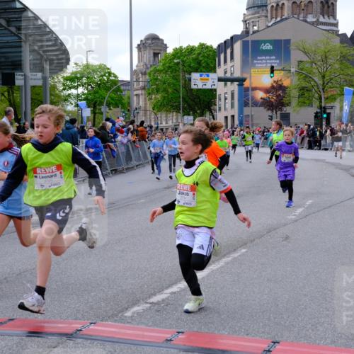 25.04.2026 - Das Zehntel Tim E. http://msf.ph/oto/9568279 25.04.2026 08:52:54 Ziel 1020, 1024, 1028, 1103, 1117, 1133, 1183, 1190, 1328, 1387, 1698, 1712, 1737, 1738, 1771, 1947, 2046, 2057, 2242, 2434, 2525, 2679, 3042, 3154, 3159, 3203, 3317, 3373, 3395, 3468, 3617, 3625, 3762, 3822, 4068 meine-sportfotos.de