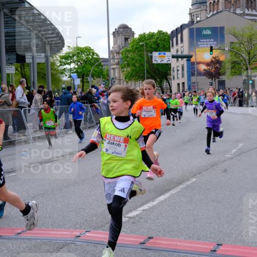 25.04.2026 - Das Zehntel Tim E. http://msf.ph/oto/9568281 25.04.2026 08:52:54 Ziel 1020, 1024, 1028, 1103, 1117, 1133, 1183, 1190, 1328, 1387, 1698, 1712, 1737, 1738, 1771, 1947, 2046, 2057, 2242, 2434, 2525, 2679, 3042, 3154, 3159, 3203, 3317, 3373, 3395, 3468, 3617, 3625, 3762, 3822, 4068 meine-sportfotos.de