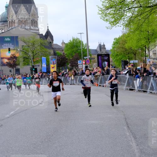 25.04.2026 - Das Zehntel Tim E. http://msf.ph/oto/9568296 25.04.2026 08:52:59 Ziel 1020, 1024, 1028, 1103, 1133, 1183, 1190, 1328, 1515, 1771, 1947, 2046, 2057, 2166, 2242, 2278, 2284, 2434, 2452, 2466, 2741, 2787, 3042, 3121, 3154, 3159, 3168, 3317, 3373, 3395, 3430, 3432, 3617, 3996, 4068 meine-sportfotos.de
