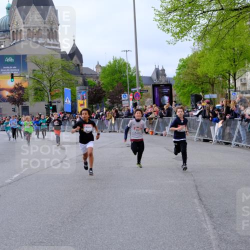 25.04.2026 - Das Zehntel Tim E. http://msf.ph/oto/9568297 25.04.2026 08:52:59 Ziel 1020, 1024, 1028, 1103, 1133, 1183, 1190, 1328, 1515, 1771, 1947, 2046, 2057, 2166, 2242, 2278, 2284, 2434, 2452, 2466, 2741, 2787, 3042, 3121, 3154, 3159, 3168, 3317, 3373, 3395, 3430, 3432, 3617, 3996, 4068 meine-sportfotos.de