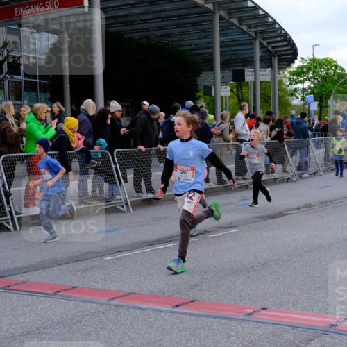 25.04.2026 - Das Zehntel Tim E. http://msf.ph/oto/9568325 25.04.2026 08:53:06 Ziel 1041, 1174, 1210, 1213, 1240, 1247, 1328, 1429, 1515, 1711, 1859, 2166, 2278, 2282, 2284, 2303, 2452, 2466, 2741, 2787, 3121, 3168, 3300, 3430, 3432, 3644, 3651, 3652, 3653, 3996 meine-sportfotos.de